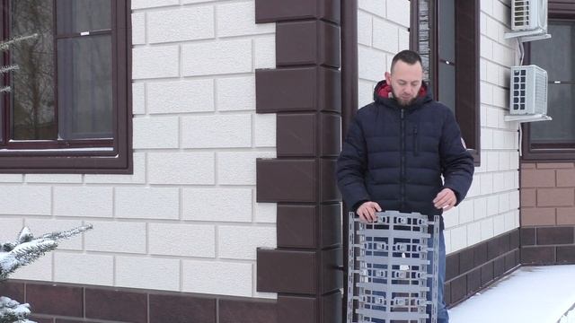 Фасадные панели - камень Неаполитанский. Обзор дома смотреть онлайн