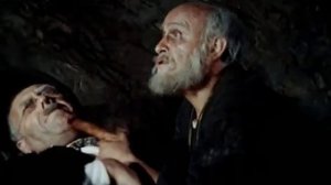 Отдай колбасу, дурак! я все прощу!