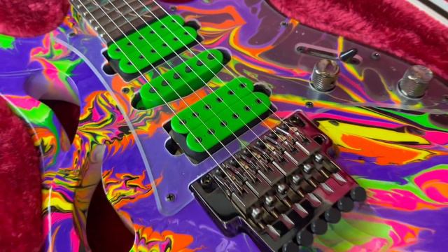 UNBOXING: Ibanez PIA77BON Steve Vai Signature model смотреть онлайн