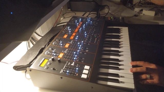 Behringer Odyssey first steps... смотреть онлайн