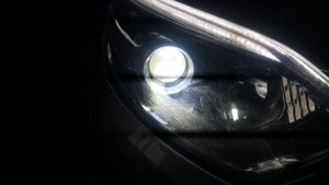 Обзор и тест автомобильных LED ламп со световым потоком 360 градусов  на примере РЕНО КАПТУР.