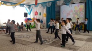 флешмоб Дискотека из 90-х