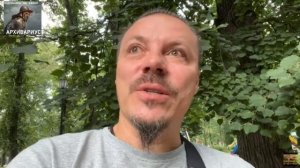 СИМОНОВ - ДОН СИМОН В ПАРКЕ ПЛАЧЕТ И ВСПОМИНАЕТ В УМЕ ЖИЗНЬ С ВИКТОРИЕЙ ВИКТОРОВНОЙ.