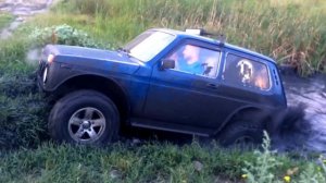 КЧР 4х4 Нива компрессор на 31 колесах