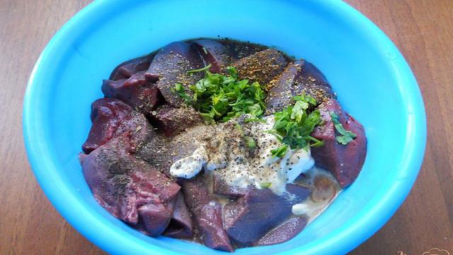 Шашлычки из свиной печени в духовке