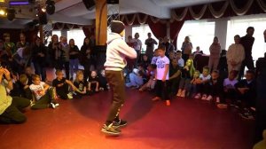 ART BATTLE 2020 | break dance 1x1 | mid | Flash   Тимур Шабаев