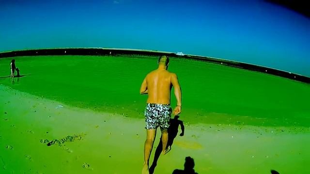Mumzar beach пляж Дубаев (Oae). Можно ли купаться в феврале, наш первый день в Эмиратах. смотреть онлайн