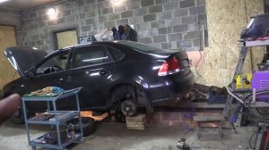 замена задних амортизаторов на автомобиле: Volkswagen Polo Sedan 1.6