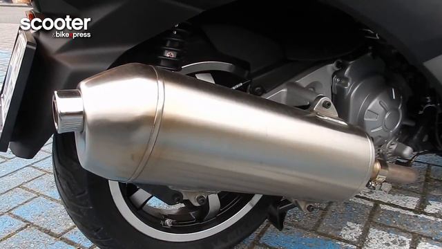 Peugeot Metropolis RX R смотреть онлайн