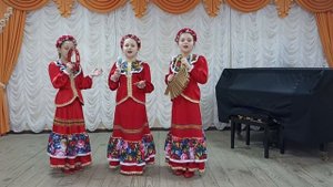 РНП "Земляничка ягодка" ансамбль народной песни "Млада"