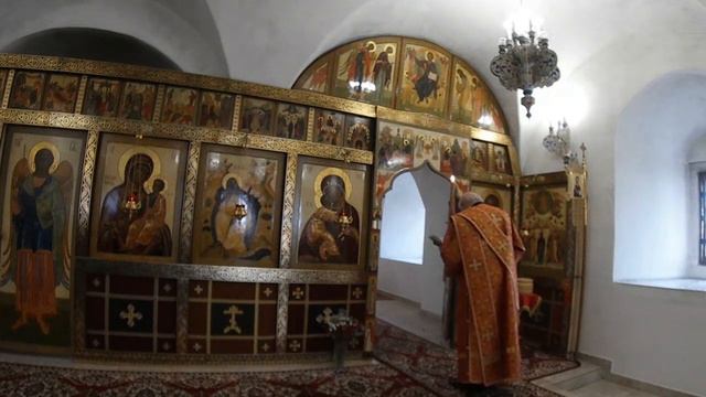 Пятница Светлой седмицы. Часы. Божественная литургия. Крестный ход. смотреть онлайн