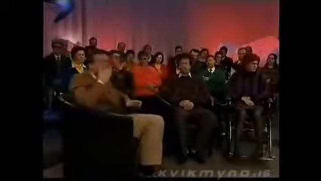 Ведущий немец ржет