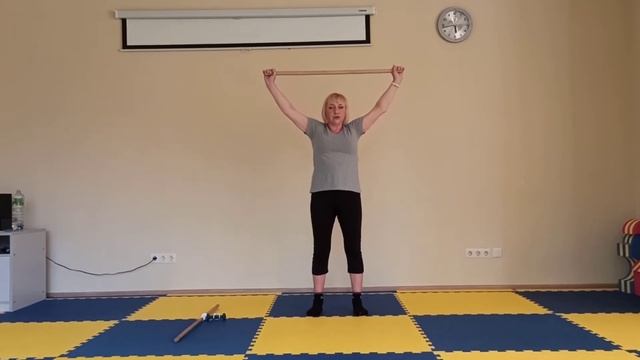 ОФП с гимнастической палкой смотреть онлайн