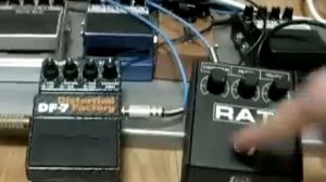 DigiTech DF-7 Distortion Factory mode 4(proco rat) vs Proco Rat(Genuine)