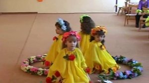 Танец с дугами ( средняя группа) детский сад №306 Одесса