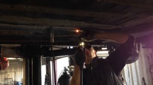 Chevrolet Aveo 1,4 2006 г.  Замена средней банки глушителя на резонатор от Volkswagen Passat