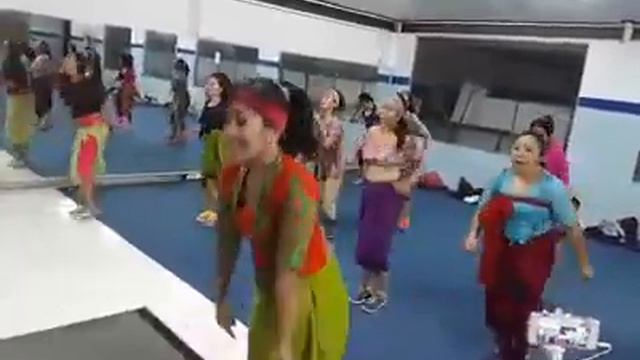 Guaya Guaya Reggaeton ZIN 60 Dresscode Kebaya ala Zumbanez with Heni Agnez Monica ZIN Bali смотреть онлайн