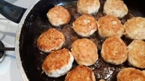 ГОТОВИМ КОТЛЕТЫ ИЗ КУРИНОЙ ГРУДКИ С ДОБАВЛЕНИЕМ ОВСЯНЫХ ХЛОПЬЕВ (ГЕРКУЛЕС)