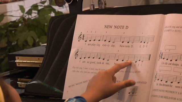 Играть на пианино во время карантина. Урок No 2, Часть Первая. смотреть онлайн