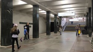 Станция метро "Преображенская площадь" служебный поезд "Синергия -1".