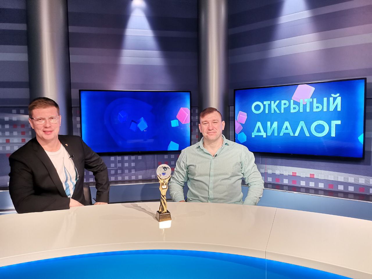 Сергей Стрекаловский и Николай Безрученко в программе "Открытый диалог" от 8 апреля 2024 г.