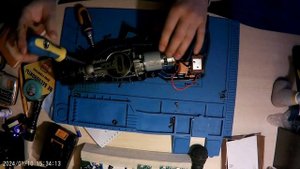 Ремонт аккумуляторной сабельной пилы BORT BRS 21 Li (1 часть)