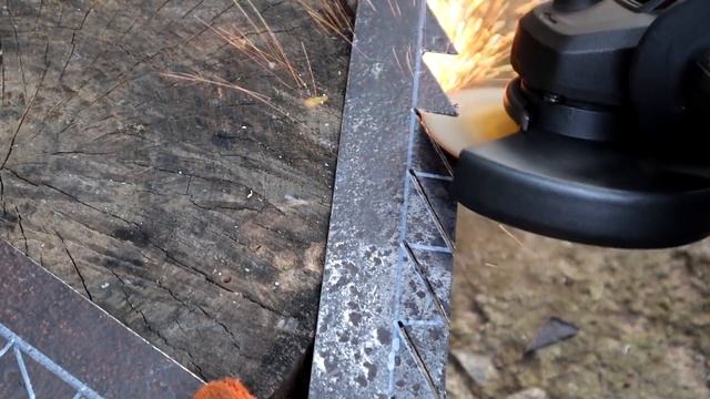 ??ЗУБАТАЯ САМОДЕЛКА для РЫБАЛКИ / Донная коса своими руками с подручных материалов смотреть онлайн