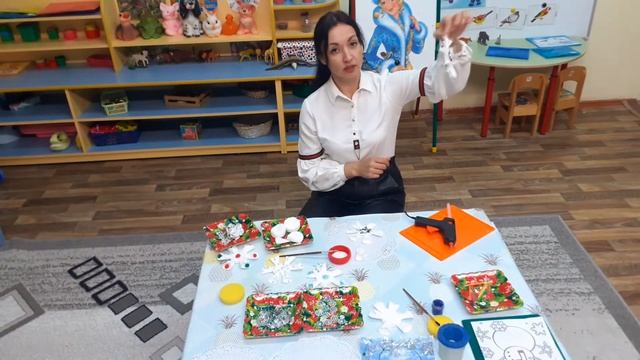 Мастер - класс: ''Украсим дом своими руками из бросового материала!'' смотреть онлайн