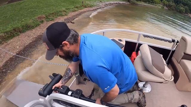 Pontoon Loading Ramp смотреть онлайн