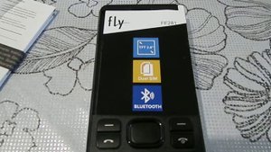 ОНЛАЙН ТРЕЙД.РУ Мобильный телефон Fly FF281 White