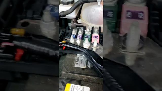 Battery replacement on a GMC Acadia смотреть онлайн