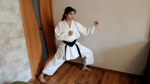 19.05.2020г. Видео занятие: Карате-до. Стойки и перемещение.