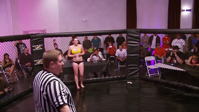 B.L.O.W. Match 4: Bridget vs. Rachel смотреть онлайн