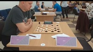 А.Валюк играет без шашки. Реальная партия с учеником в чемпионате Беларуси.