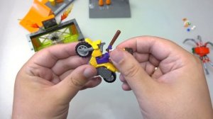 ЛЕГО ТРЮКАЧИ НА МОЗАЗЫКЛЕ! Парк каскадёров lego City 60293