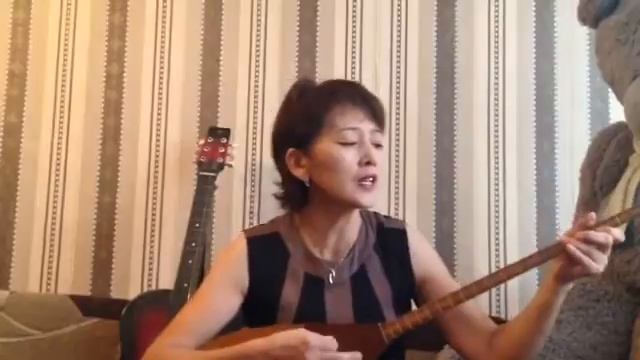 Моя мама так красиво играет и поет на дамбре смотреть онлайн