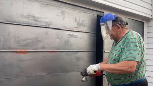 ПРИВЕТ ВАМ с КИСТОЧКОЙ ✅ЖИЗНЬ как ЕСТЬ ✅Как покрасить дверь в гараже или нет Грибов ✅