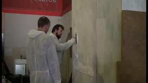 Учим правильно наносить камешковую декоративную штукатурку Ceresit CT 174
