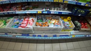 КРЫМ. ПРОГУЛКА ПО ГОРОДУ СУДАК. ЦЕНЫ НА РЫНКЕ. МАГАЗИН ПУД.