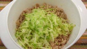 Котлеты из консервированного тунца с кабачком