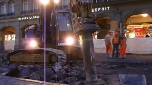 Экскаватор-отбойный молоток