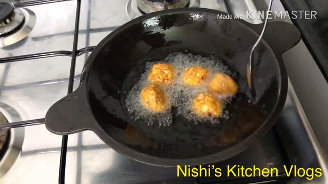 Cabbage Manchurian Recipe || വെജ് മഞ്ചൂരിയൻ |Veg Manchurian || Nishi's Kitchen Vlogs || Recipe - 31 смотреть онлайн