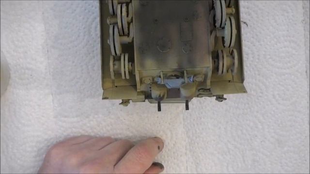 Paint and Weather the Tamiya 1/35 German WWII King Tiger Tank смотреть онлайн