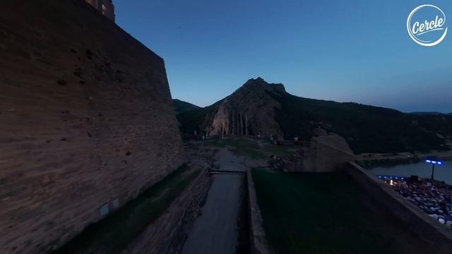 Kiasmos live for Cercle at Citadelle de Sisteron, France (VEVAL.RU)