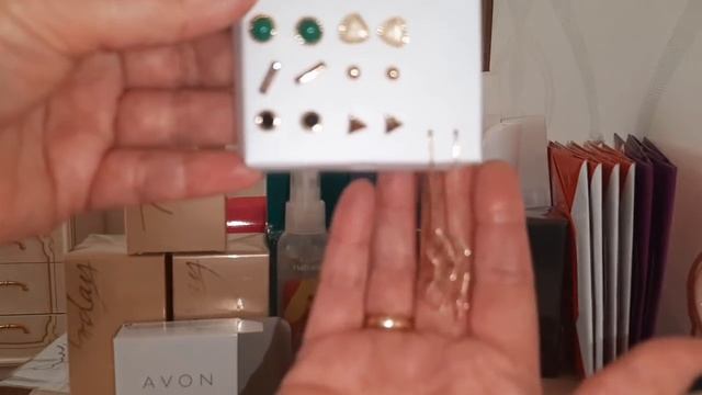 Заказ AVON по каталогу 16 2019 много подарков) смотреть онлайн