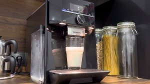 Siemens EQ.9 s300 Latte Macchiato
