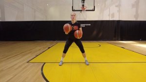 КАК БАСКЕТБОЛИСТУ РАЗВИТЬ ЛОВКОСТЬ РУК? УПРАЖНЕНИЯ С ДВУМЯ МЯЧАМИ