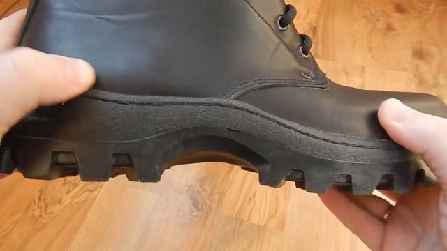 БЕРЦЫ ДЕМИСЕЗОННЫЕ VARAN натуральная кожа подкладка кожа облегчённые.