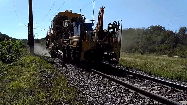 МЕГАМАШИНЫ!!!! железнодорожная техника (Жестокая работа монтеров пути) смотреть онлайн