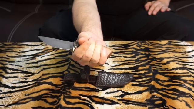 Булатный нож 082 скинер, И.Пампуха (легированный булат) смотреть онлайн